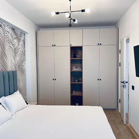 Damar Infinity And Pool Mamaia- Private Parking Navodari