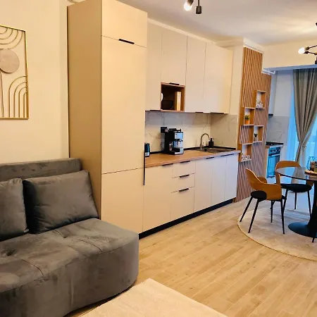 Damar Infinity And Pool Mamaia- Private Parking * Năvodari