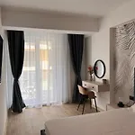 Appartamento Damar Infinity And Pool Mamaia- Private Parking